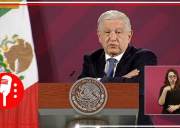 AMLO esquiva nuevos intentos de censura del INE y pide no votar por los corruptos (VIDEO)