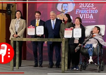 Tal y como se comprometió AMLO: Conahcyt firma acuerdo para producir sillas y asientos ergonómicos para personas con discapacidad (VIDEO)
