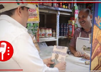 Raymundo Villalpando promueve reflexión ciudadana en mercados de Azcapotzalco