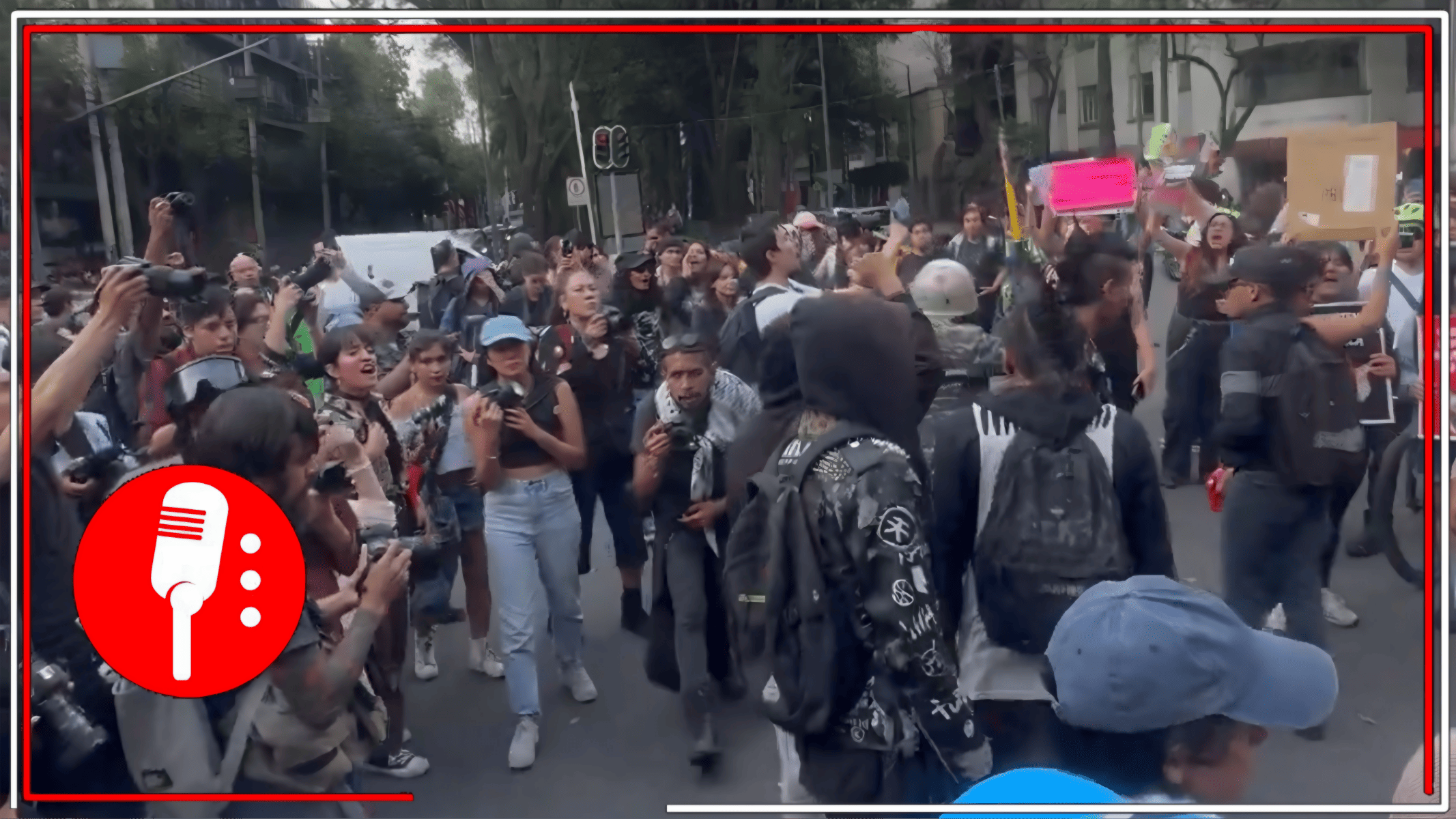 Protesta antigentrificación en CDMX se tornó violenta y destrozó una cafetería