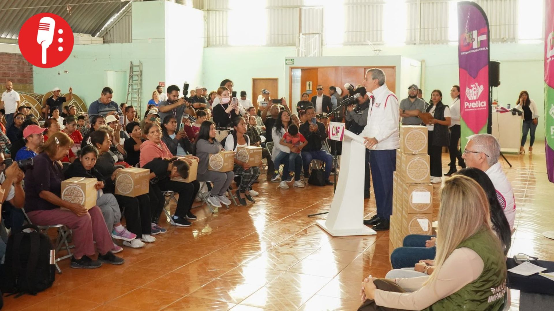 Pepe Chedraui entregó 585 despensas a familias vulnerables