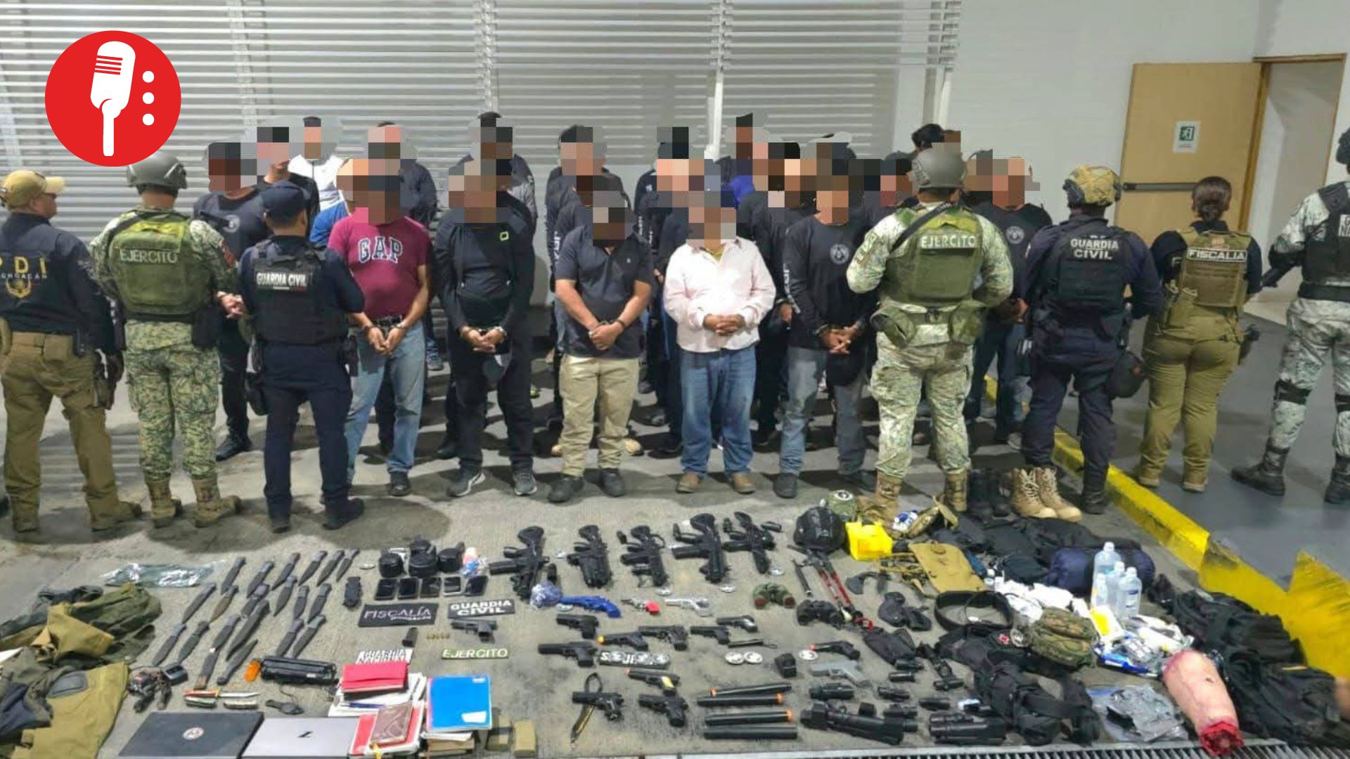 Detienen a “ejército divino” de La Luz del Mundo en Michoacán