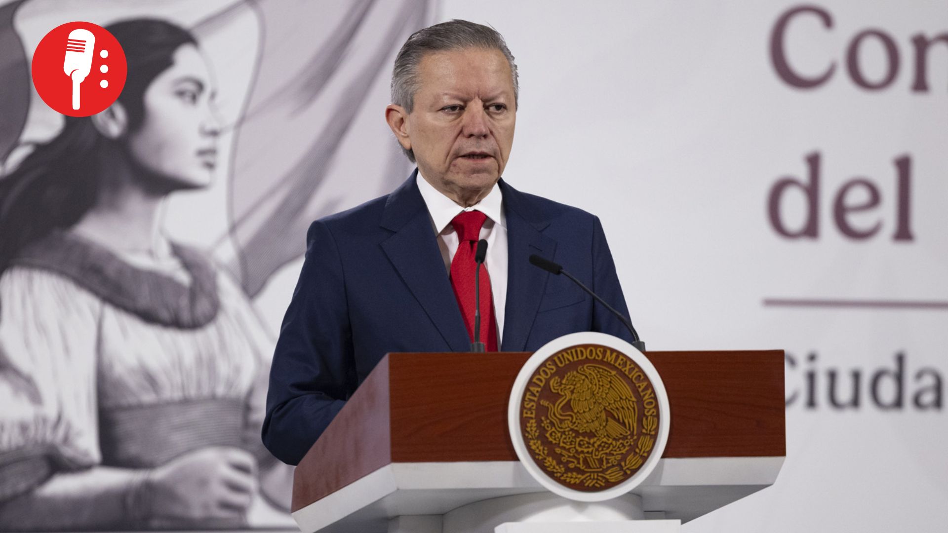 Zaldívar alerta sobre retroactividad en la Ley de Amparo; Sheinbaum respalda la defensa de la Constitución