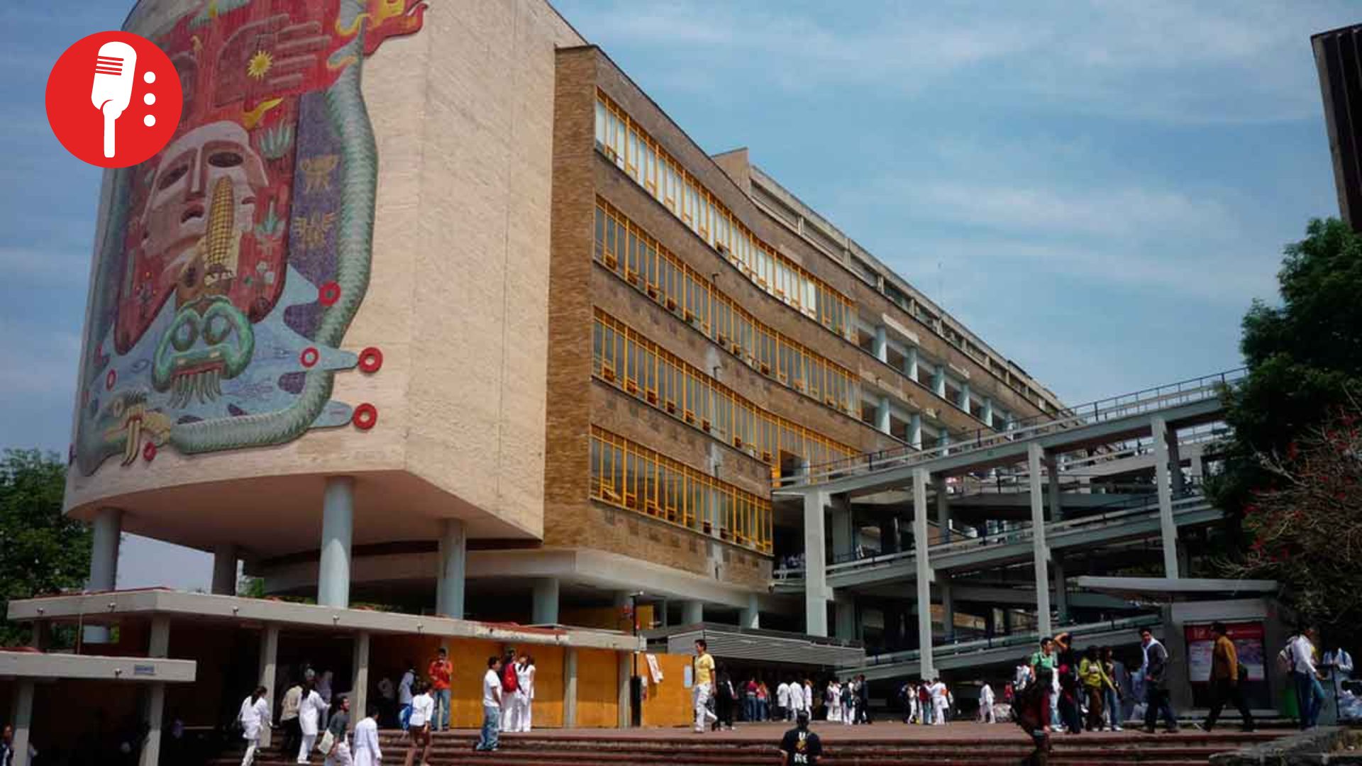 UNAM vive su primera jornada sin desalojos, pero encapuchados intentan tomar Medicina