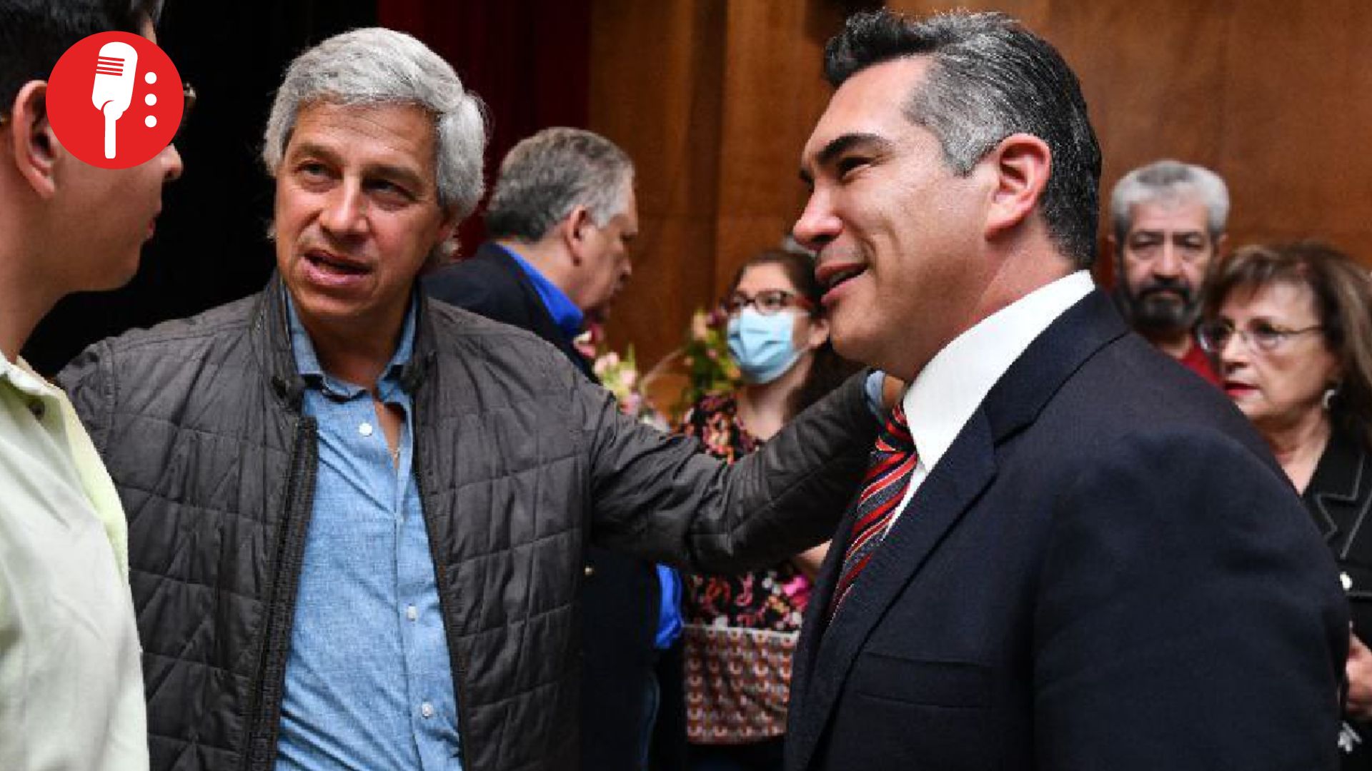 Claudio X. González quiere “rescatar” al INE, pero ni Alito ni el PRI logran salvar su Marea Rosa