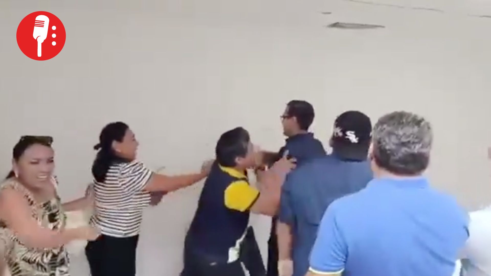 Entre sillazos y reclamos: PAN de Campeche demuestra su “unidad”