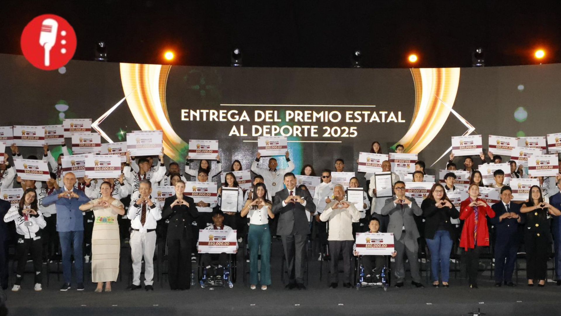 Armenta entrega 20 mdp en Premio Estatal del Deporte a ganadores nacionales