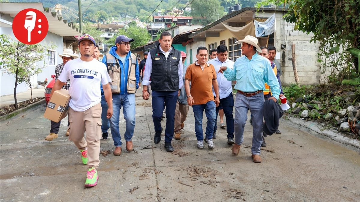 Gobierno de Puebla responde a emergencia por lluvias en Jopala