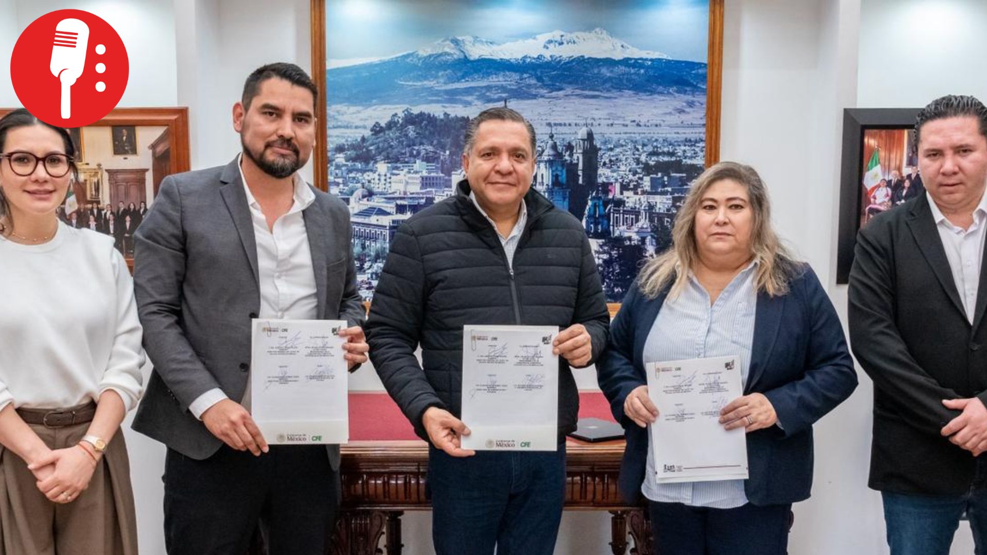 Ricardo Moreno firma convenio con CFE para reducir deuda de Toluca