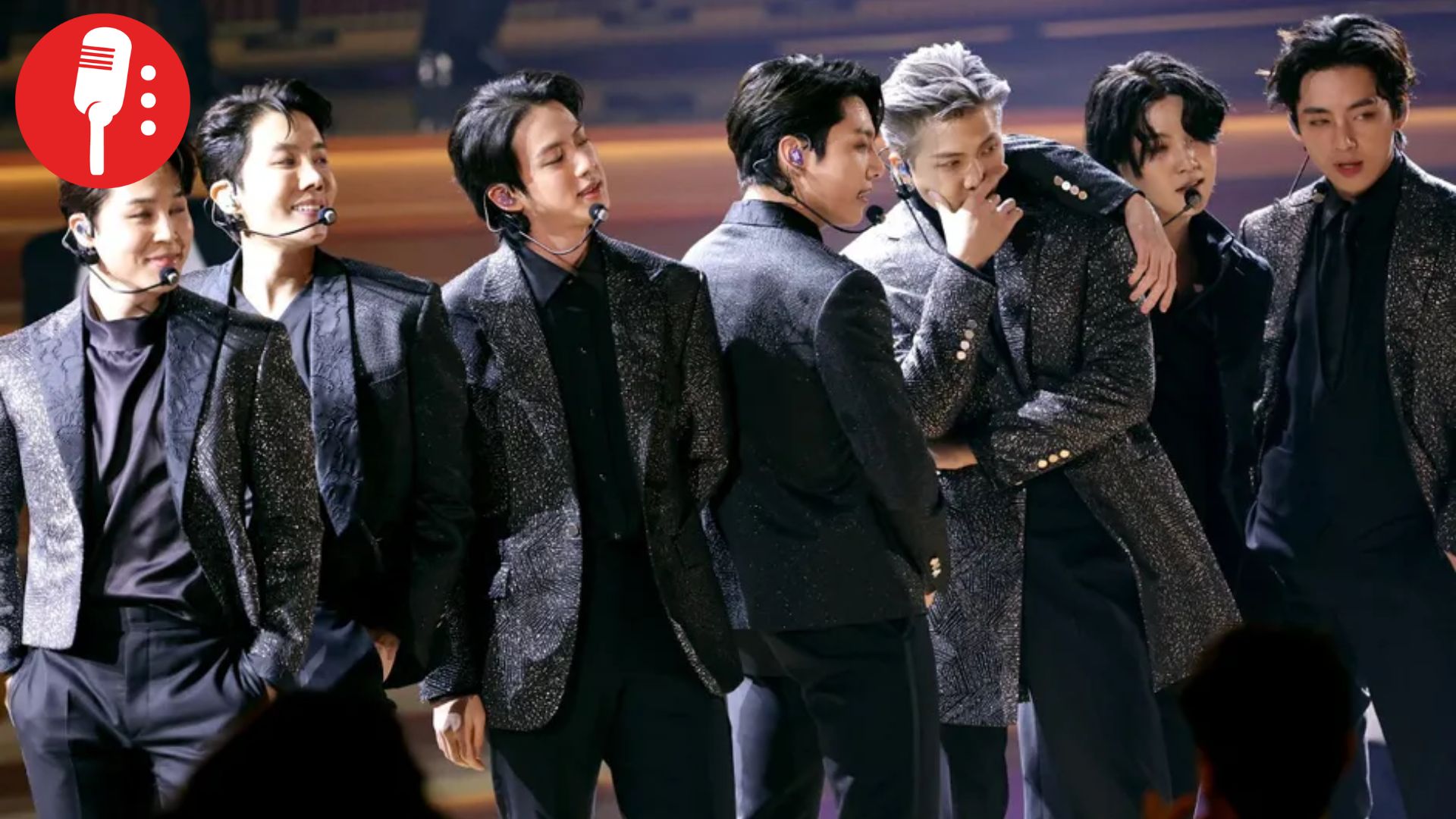 Profeco multa a Ticketmaster por irregularidades en venta de boletos para BTS y fans exhiben revendedores