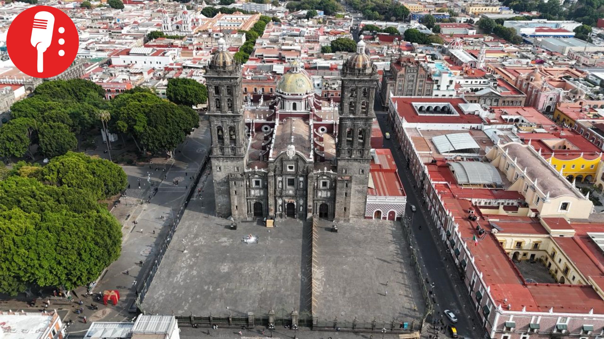 Rehabilita Puebla atrio de Catedral poblana