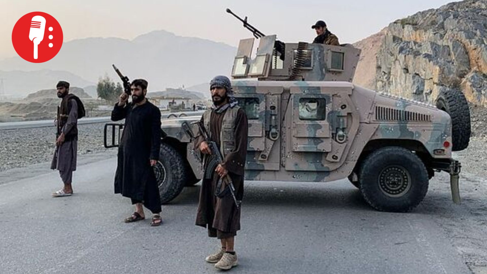 Pakistán declara “guerra abierta” y lanza bombardeos sobre Afganistán